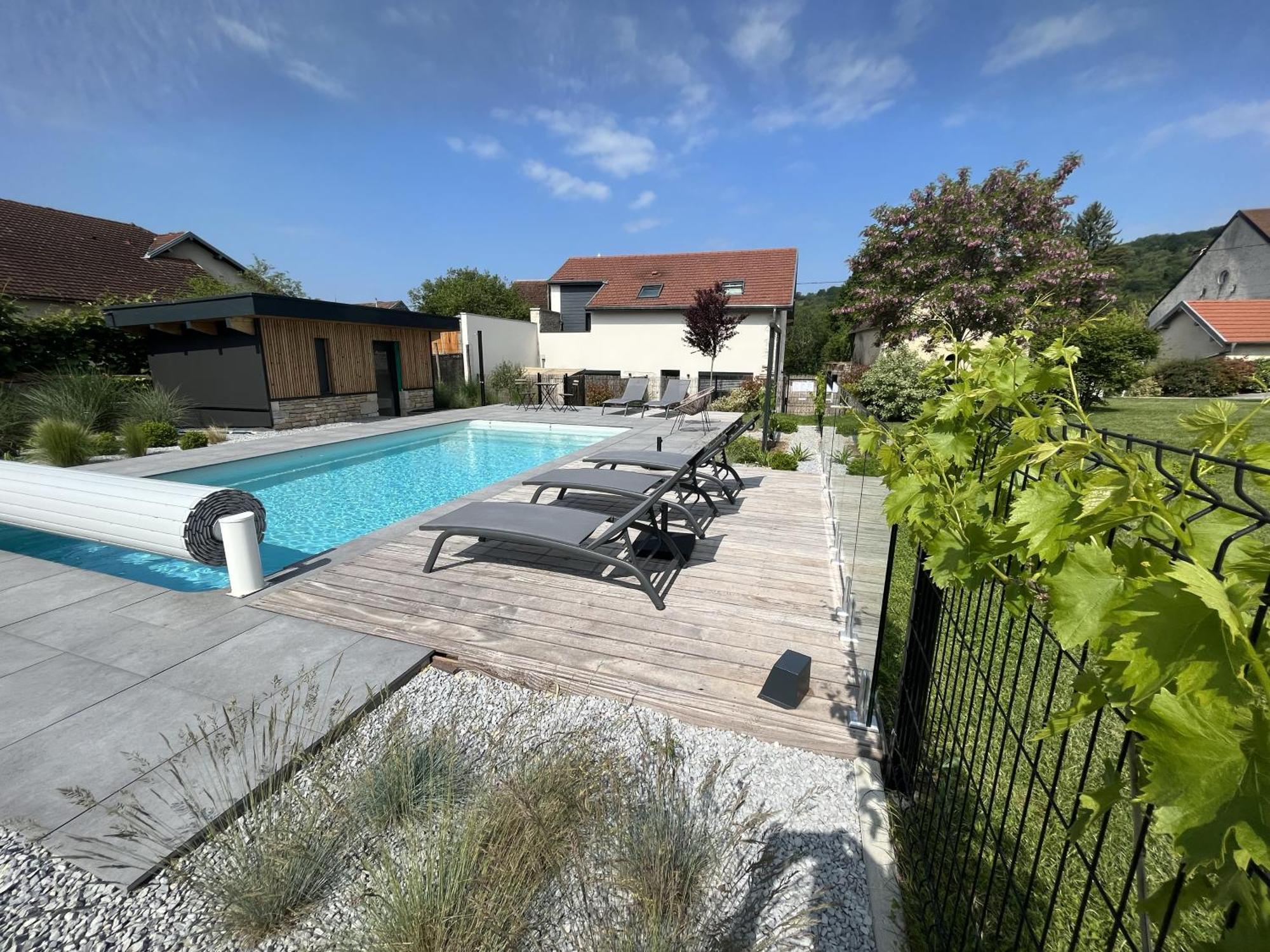 Appart-Hotel N 3 Avec Terrasse, Piscine, Petit-Dejeuner Et Parking Prive Chouzelot Екстер'єр фото