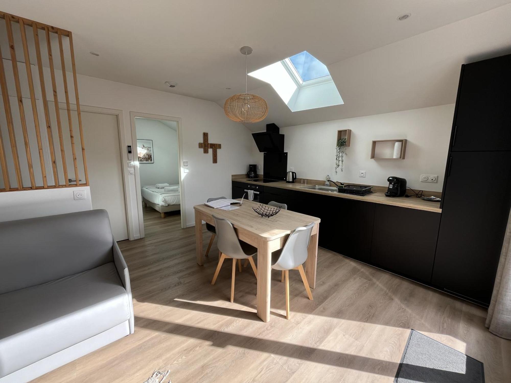 Appart-Hotel N 3 Avec Terrasse, Piscine, Petit-Dejeuner Et Parking Prive Chouzelot Екстер'єр фото
